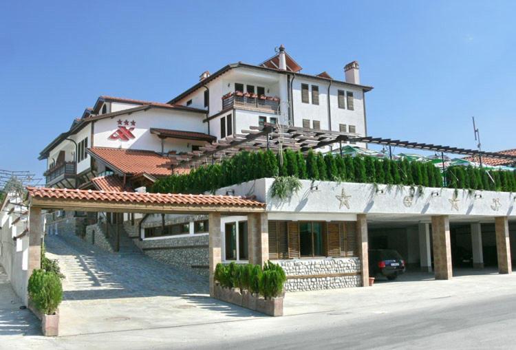 Hotel Pirinski Han - Old Adjev Han 산단스키 외부 사진